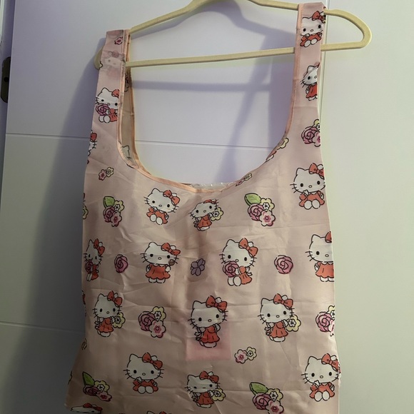 Set of 4 Nylon Reusable Totes. 2 pink and  2 blue - Picture 1 of 4